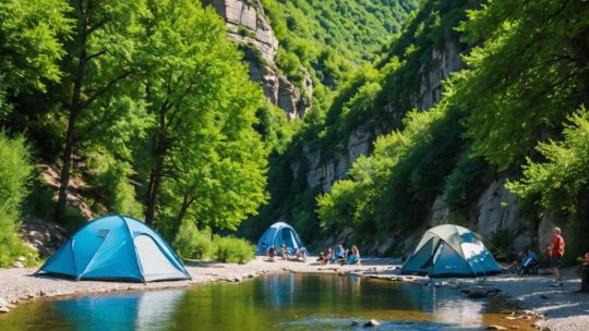 Découvrez les Meilleurs Spots de Camping des Gorges de l’Aveyron : Aventures en Petite Montagne
